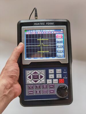 HUATEC FD560 taşınabilir dijital ultrasonik hata dedektörü 120dB hassasiyeti ve NDT testi için IP65 koruması