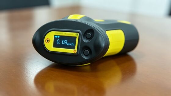 FJ-1100 Taşınabilir Radyasyon Dozu Monitörü OLED Ekranı Toplu Dozu Kaydetme Radyasyon Uyarı Ölçörü