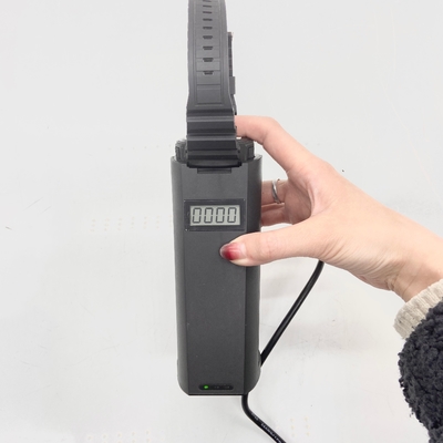 HRD-3 Saat Tipi LCD Ekran Aralığı Hp 10 0.00μSv-9999mSv ve Relative Inherent Error ±10% 1mSv/h Cs-137 ile Kişisel Dosimetre