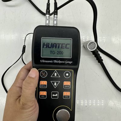 TG-200 Yüksek Hassasiyetli Kaplama Ultrasonik Duvar Kalınlığı Ölçer Opsiyonel Dökme Demir Yüksek Sıcaklık Probları Petrol Gemi İnşa Muayene Ekipmanı