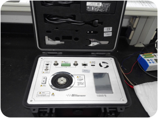 10 Hz'den 4000 Hz'ye Laboratuvar Yerel Taşınabilir Shaker titreşim Kalibratörü Elde HG-5029M