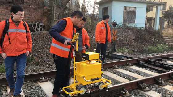 FD-GT-20 Dijital TFT Renkli Ekran Ultrasonik Demiryolu Kusur Detektörü