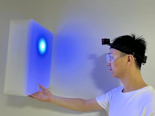 DG-90H Kask Montajlı 365nm UV LED Işık 8000uw/cm2 Elsiz NDT Lamba