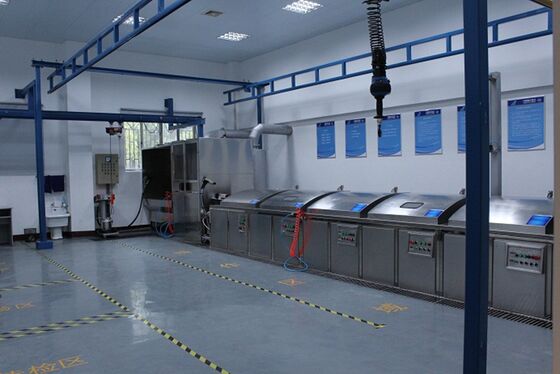NDT-PT1200 Mıknatıs dışı parçalar için FPI testleri için özelleştirilmiş manuel rulo tipi floresan penetran test hattı
