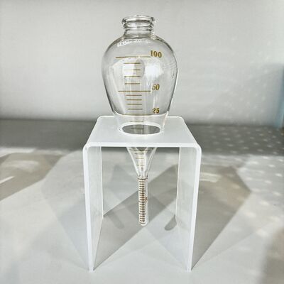Goetz Graduated Centrifuge Tube 100 mL Capacity Pear-Shaped with Graduated Divisions